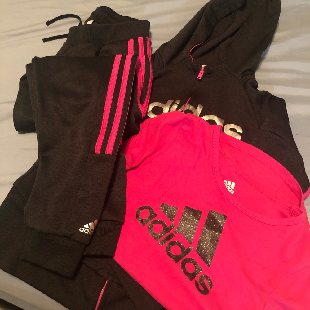 3 pc Girls Adidas sweat suit. Size 7-8